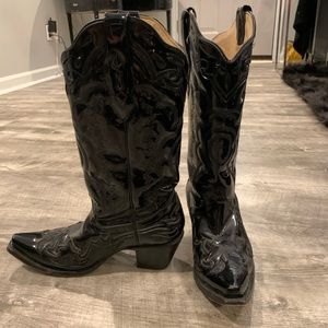 Black cowboy boots